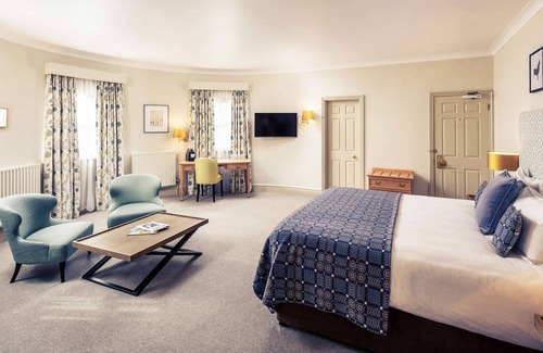 Upton St. Leonards Hotel | Mercure Gloucester Bowden Hall Hotel