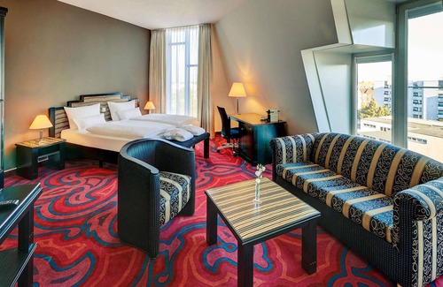 Schillerkiez Hotel | Mercure Hotel Berlin Tempelhof