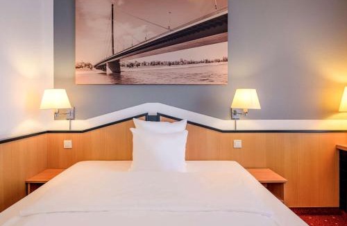 Breitscheid Hotel | Mercure Hotel Düsseldorf Ratingen