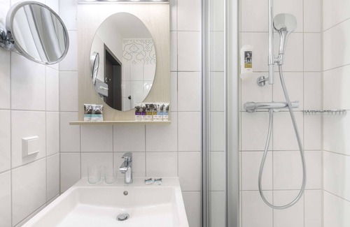 Dom Pedro Hotel | Mercure Hotel Muenchen am Olympiapark
