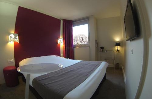 Miroir - Batignolles Hotel | Mercure Le Mans Batignolles - Hotel & Spa