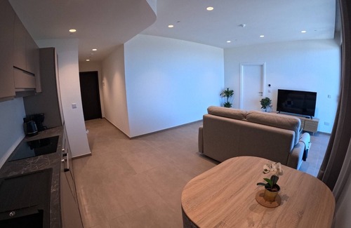 St. Julian's Apartment | Mercury Tower suite in heart of the city
