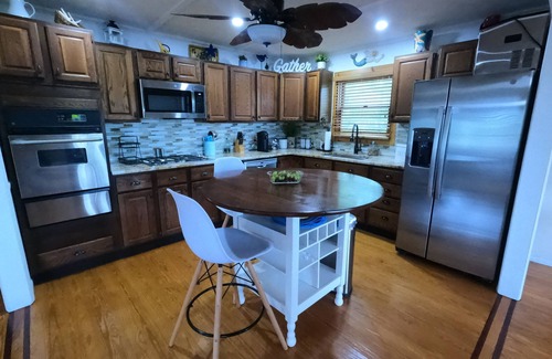 Breezeswept Beach Estates House | Mermaid House! Pool, Dockage, Outdoor Bar!