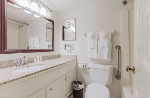 Albany Hotel | Merry Acres Inn