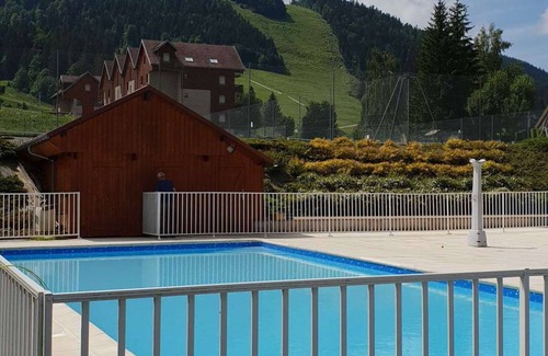 Metabief Apartment | METABIEF - NEIGHBORHOOD BEAUSOLEIL - Belle Etoile Building - Apartment 4 people