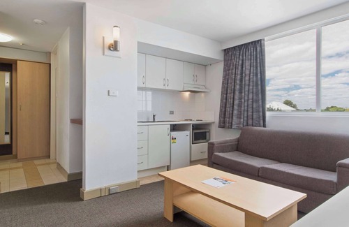 South Perth Hotel | Metro Hotel Perth