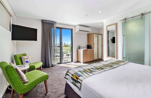 South Perth Hotel | Metro Hotel Perth