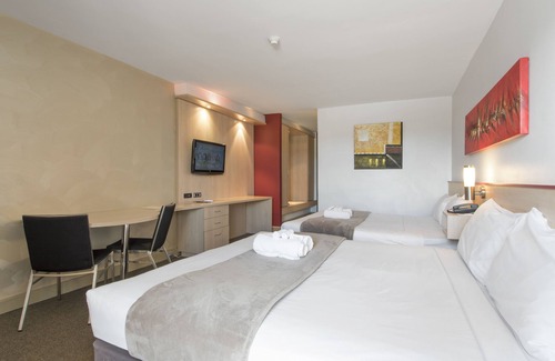 South Perth Hotel | Metro Hotel Perth