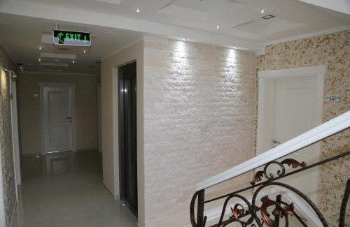 Gjerana Hotel | METROPOLIS