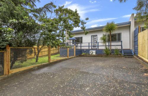 Metung Apartment | Metung Akora 2Bdrm Apartment 4 Pets and Boats welcome