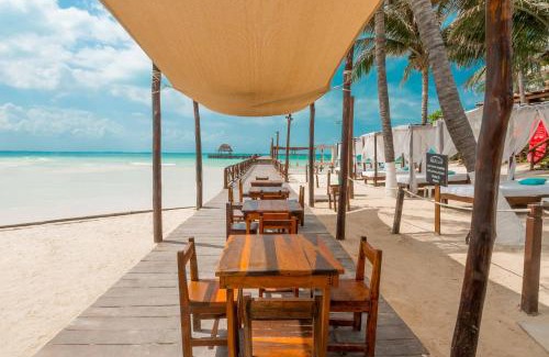 Centro - Supmza 001 Resort | Mia Reef Isla Mujeres - All Inclusive Resort