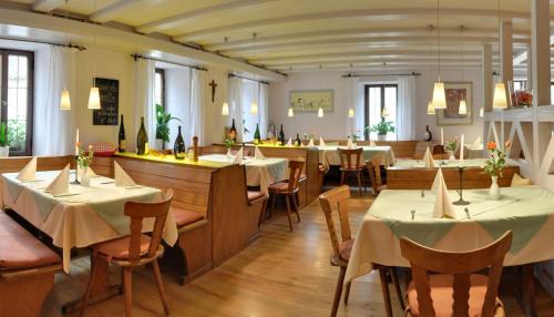 Marktbreit Hotel | Michels Stern