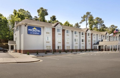 Southeast Raleigh Hotel | Microtel Inn & Suites by Wyndham Raleigh