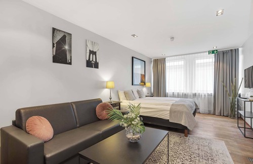 Downtown Hotel | Midtown Hotel - Standard Double or Twin Room