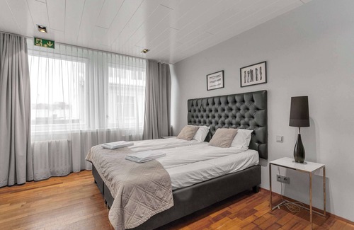 Downtown Hotel | Midtown Hotel - Standard Double or Twin Room