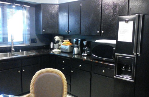 Spenard Apartment | Midtown near Airport 2 BDM Comfort Corporate or Vacation