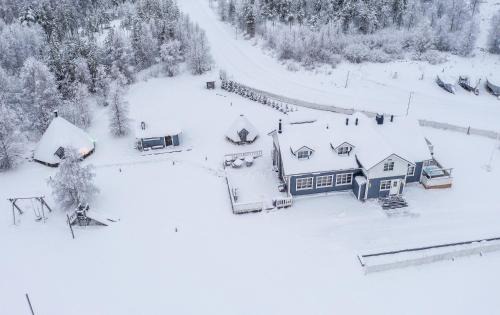 Pello Villa | Miekojärvi Resort
