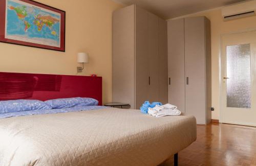 Gioia Apartment | Milan Panoramic Views, Central Location