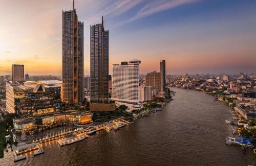 Khlong Ton Sai Hotel | Millennium Hilton Bangkok