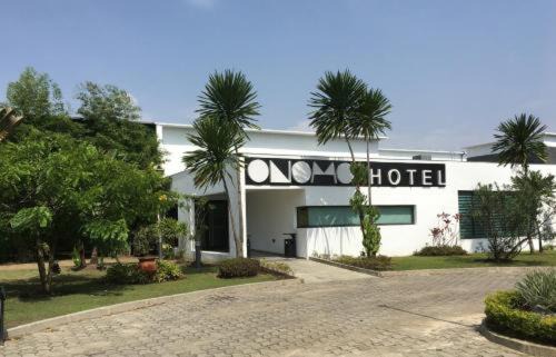 Libreville Hotel | MINA Hotel Libreville