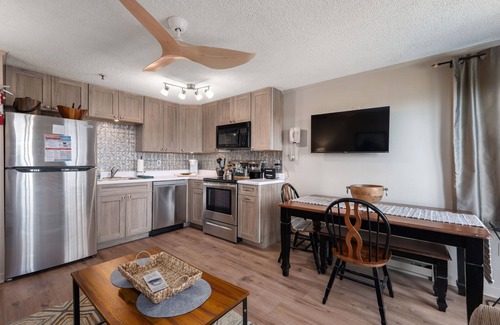 Snowshoe Condo | ML210|1BR,Ski In/Out,Ballhooter View