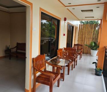 Basdiot Hotel | Moalboal Cay