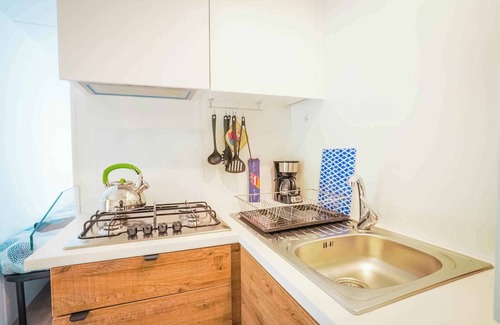 Gralaoni-Pralesi-Cisano House | Mobilehome with air conditioning, terrace and pool
