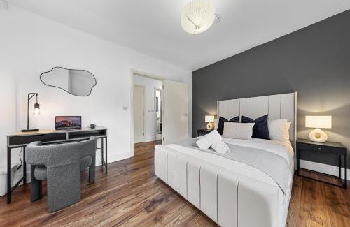 Uxbridge North Apartment | Modern 2 Bedroom Apartment in Uxbridge London free parking