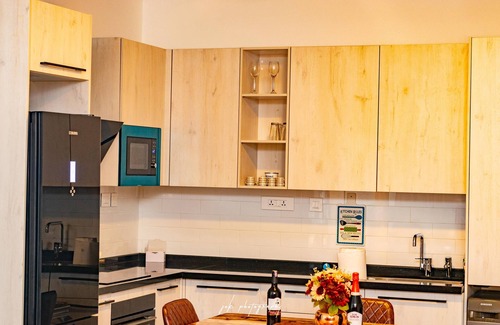 Dzorwulu Apartment | Modern 2 Bedroom APT w Pool Gym, 24 7 Security - Opposite Kozo, Clan 7