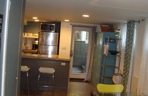 Green Lake Apartment | Modern 2 Bedroom Suite in 1924 Craftsman One Block from Greenlake
