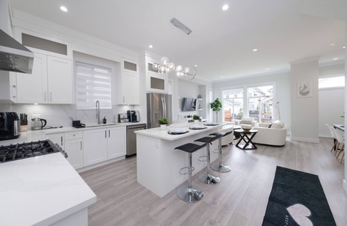 Willoughby House | Modern 3BR Near Langley Events Centre & EV charger
