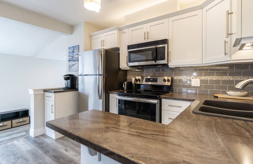 Charlottetown Apartment | Modern Apartment walking distance to the Heart of Downtown Charlottetown
