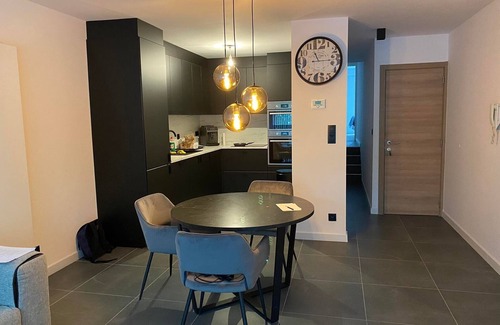 Willebroek Apartment | Modern apartment with garage box and free wifi
