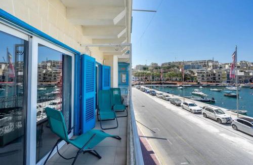 Kalkara Apartment | Modern apt Kalkara seafront!