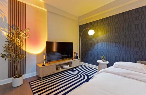 Radnor - Fort Myer Heights Apartment | Modern Arlington Stay - Near DC Metro & Free Parking