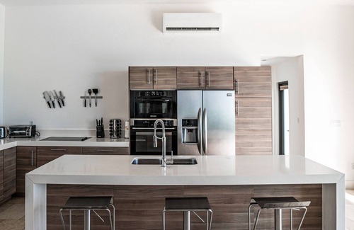 Juba Sound Villa | Modern Beachfront 3bdrm - 3bath with pool & incredible view!