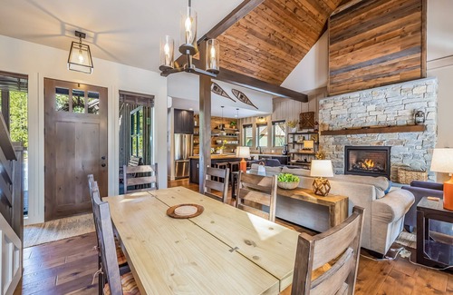 Ronald House | Modern & Budget-Friendly Near River View Trails+3rd Nt Free for Limited Time