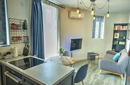 Msida Apartment | Modern, cosy, fully equipped 2bedroom flat PMIC1-3