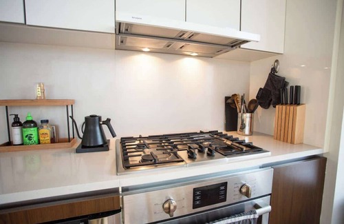 Hell's Kitchen Apartment | Modern Designer Luxury High rise Corner 2BR/BA
