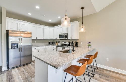 Dothan House | Modern Dothan Home Near Downtown and Hospitals!