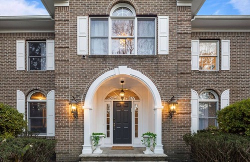 Montebello House | Modern Estate: Theater, Fire Pit & Vibes!