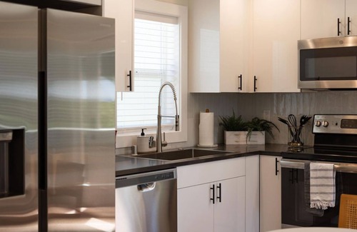 Washougal House | Modern Guest House Near Downtown!