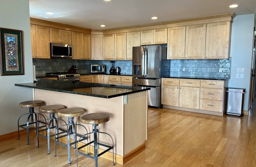 Cheboygan County House | Modern Lakefront Home on Burt