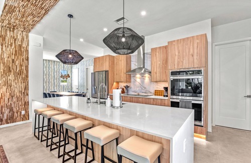 Arlington Park House | Modern New Home - Private Pool, Spa, Rooftop Deck, Game Room, & More!
