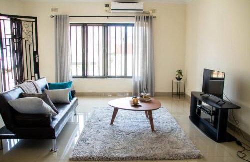 Lilongwe Apartment | Modern & secure apartment in Area 43 Lilongwe - self catering