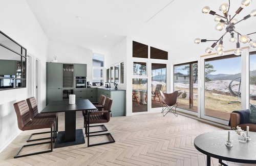 Frogn Cottage | Modern Sleeps 14 w/Panoramic Fjord-view, Petsok