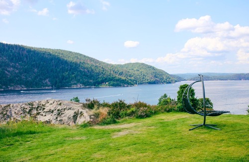 Frogn Cottage | Modern Sleeps 14 w/Panoramic Fjord-view, Petsok