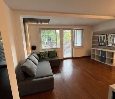 Zaspa Apartment | Modern Space & Garden