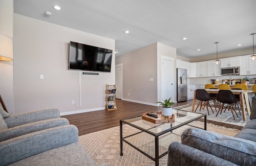 Spokane House | Modern Spacious Family Home w/Hot Tub & Fire Pit
