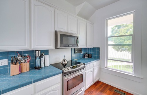 Modesto House | Modesto Mansion on 2 Acres - Great for Families!